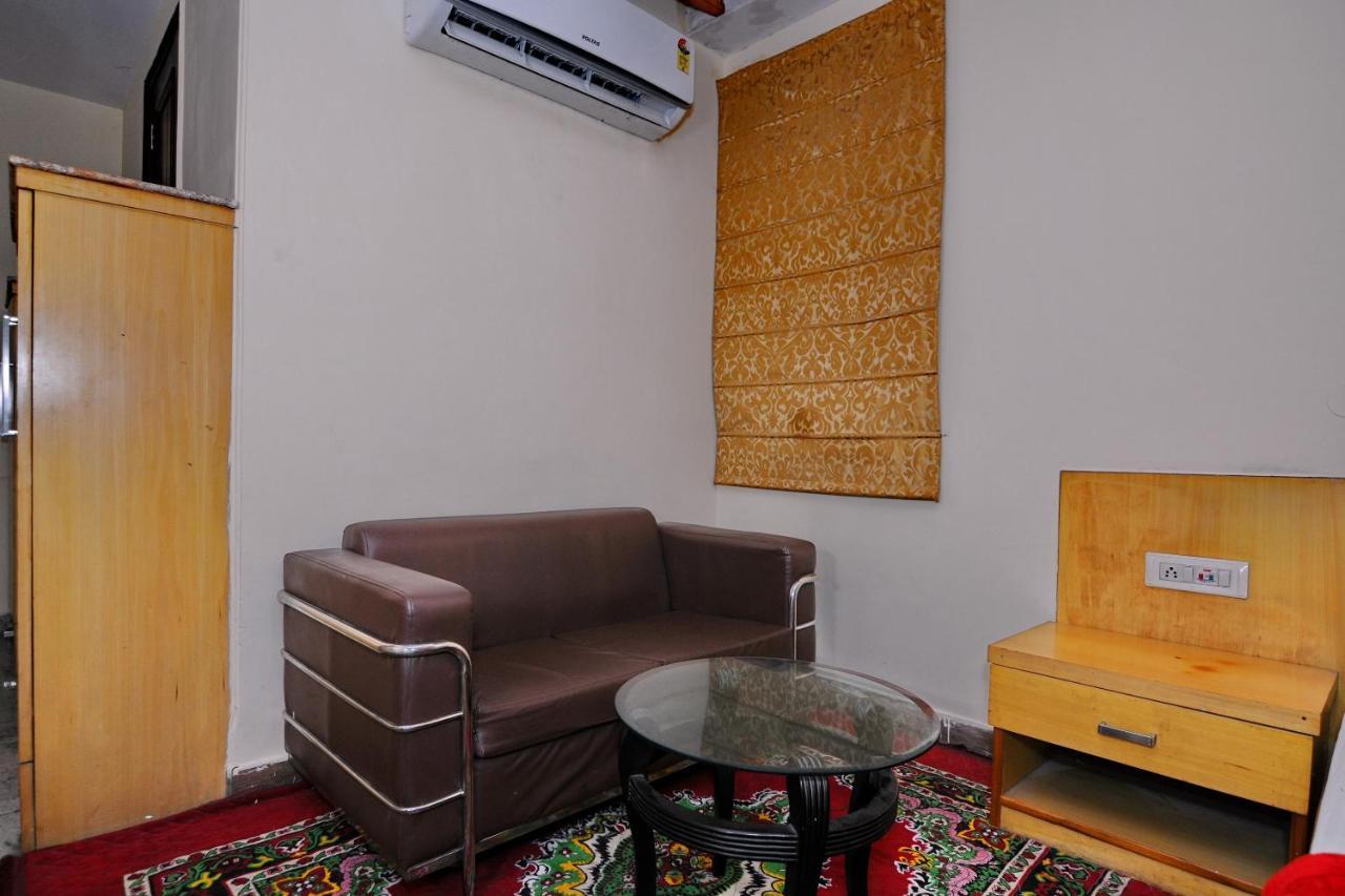 Hotel OYO 5943 TJS Grand Delhi  Exterior foto