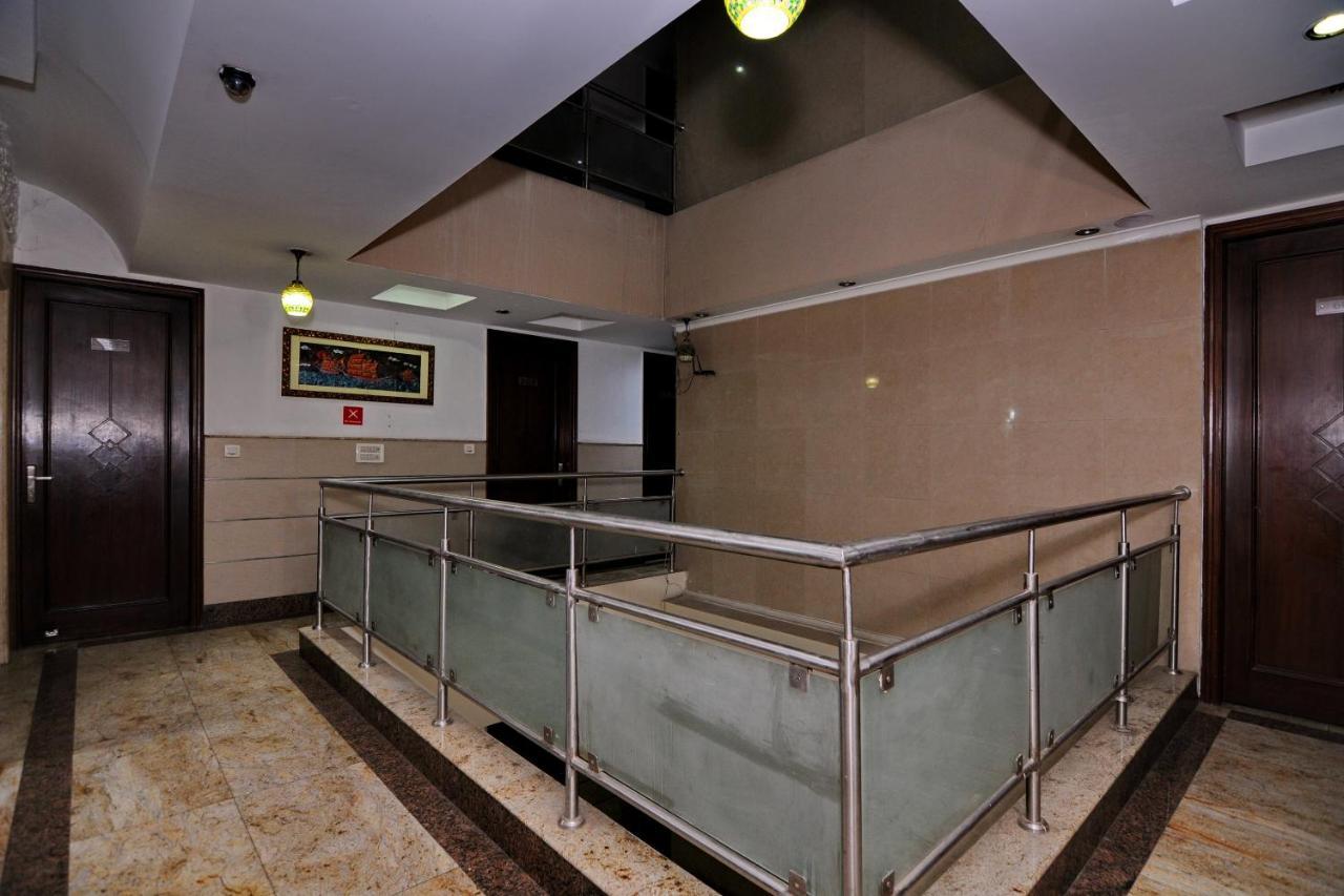 Hotel OYO 5943 TJS Grand Delhi  Exterior foto