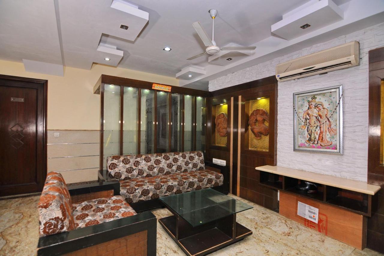 Hotel OYO 5943 TJS Grand Delhi  Exterior foto